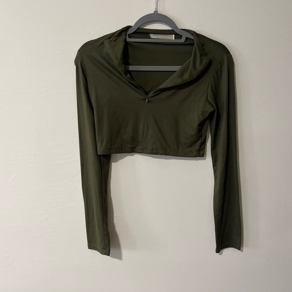 Zipper long sleeve crop top - Picture 1 of 4